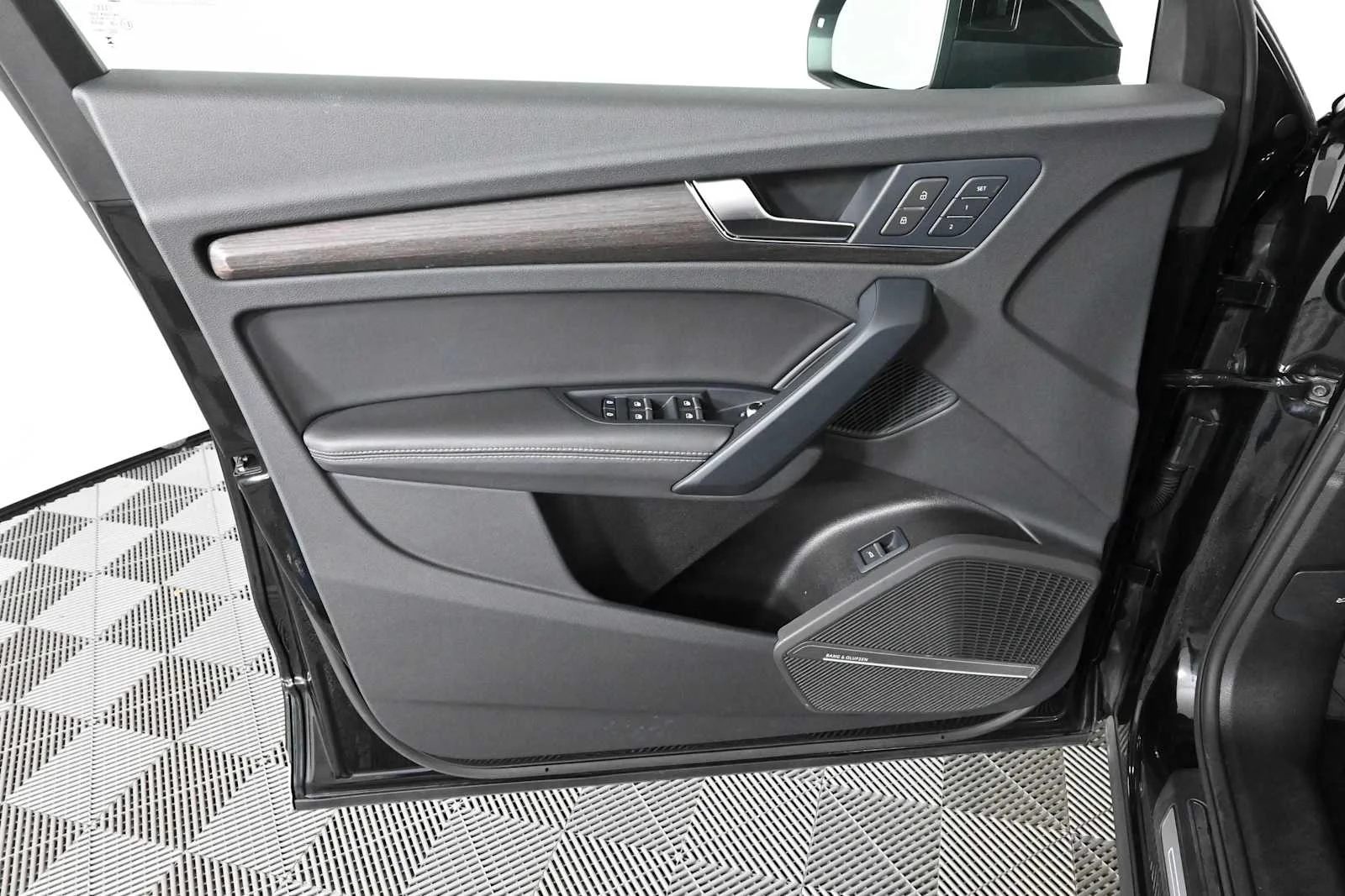 Used 2024 Mythos Black Metallic Audi S line Premium Plus image 18