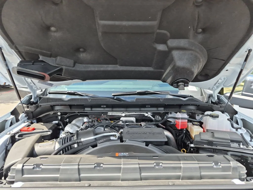 New 2026 Glacier White Tricoat GMC Denali Ultimate image 15