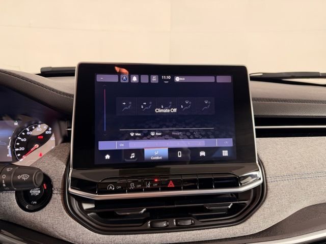 Certified Used 2023 Gray Jeep Latitude image 23