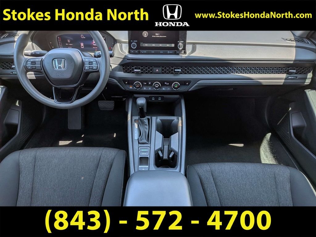 Used 2024  Honda EX image 16