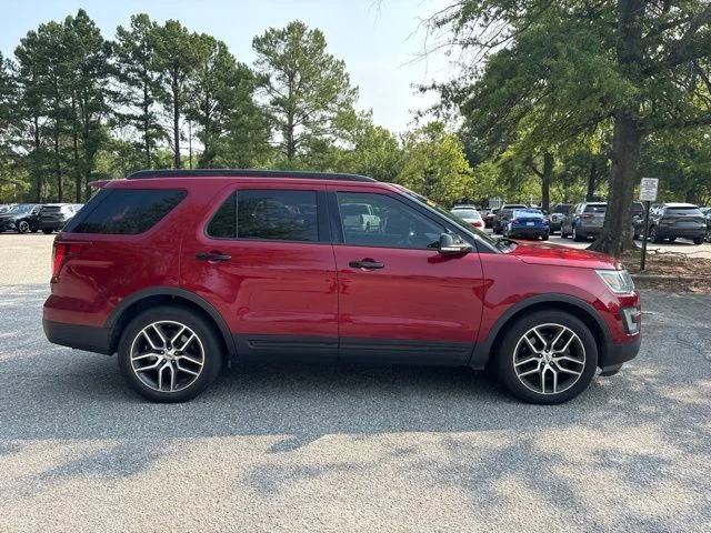 Used 2016 Red Ford Sport image 6