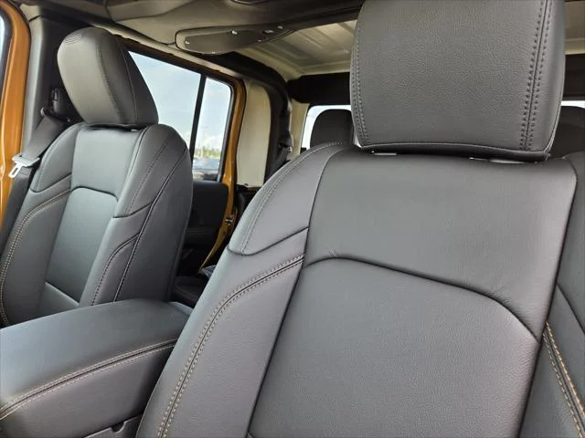 New 2026 Goldilocks Exterior Paint Jeep Texas Trail image 19