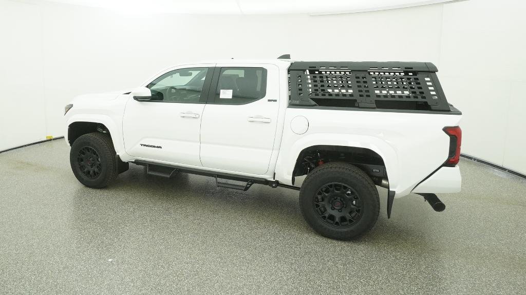 2026 Toyota Tacoma SR5 - Photo 8