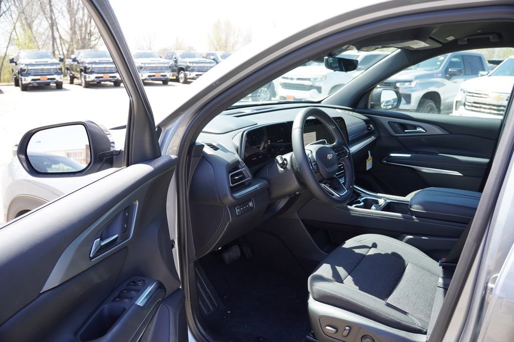 2026 Chevrolet Traverse LT - Photo 10