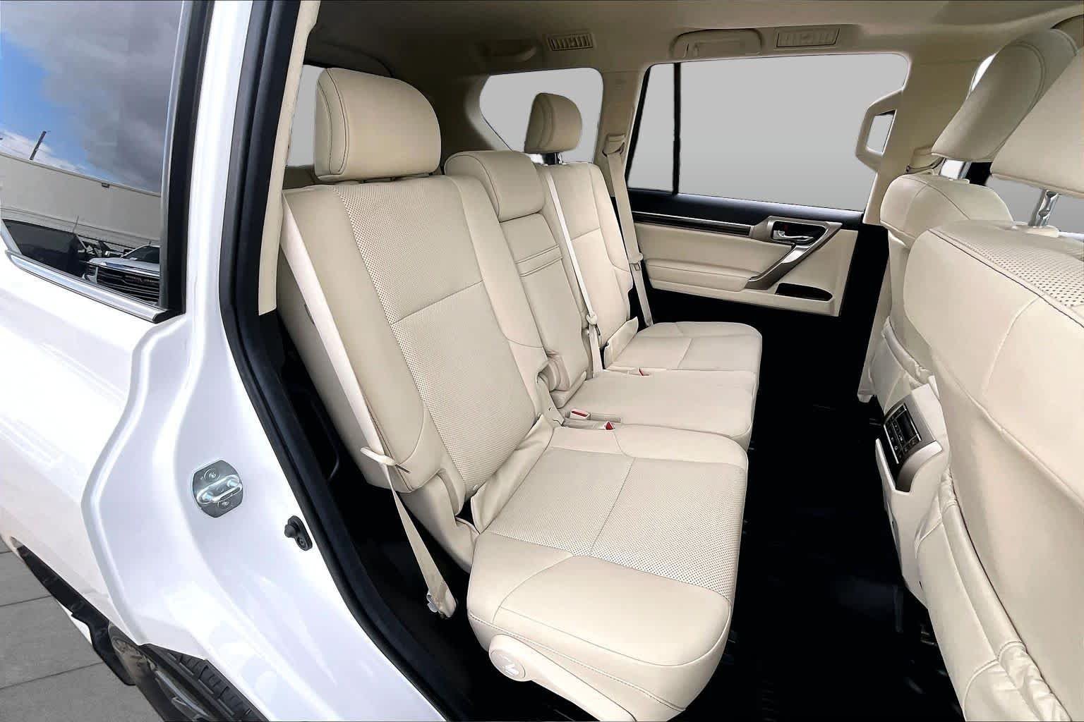 Used 2020 Starfire Pearl Lexus Premium image 20
