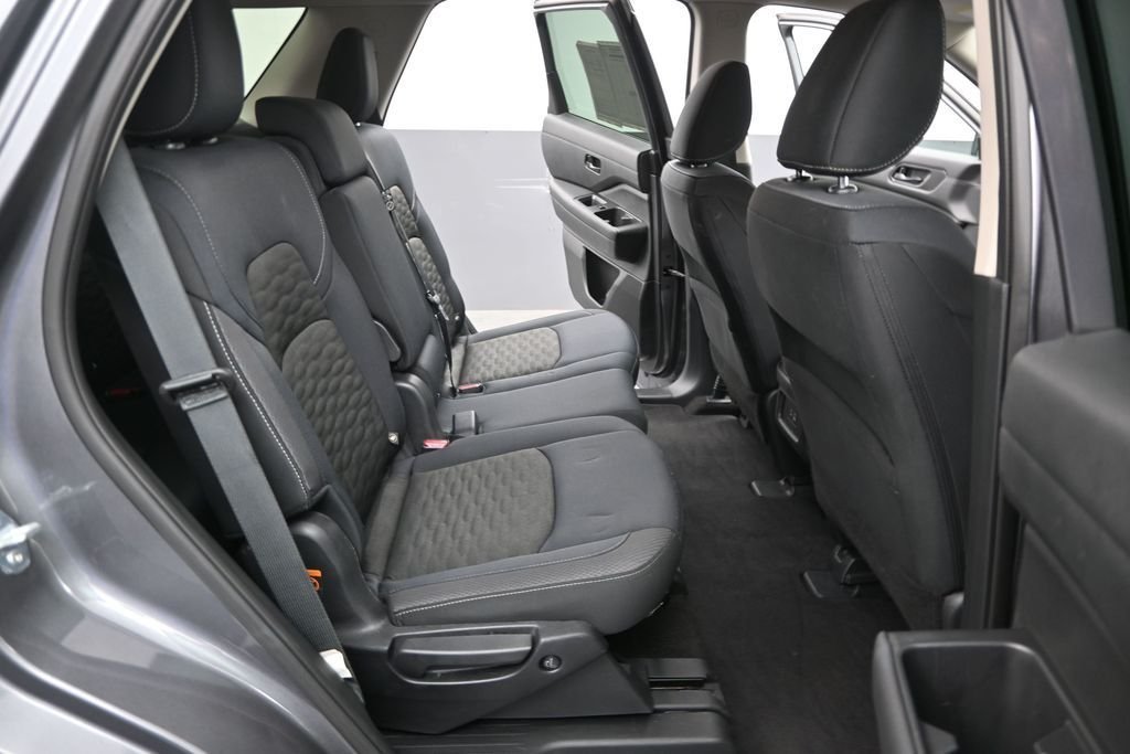 Used 2025 Gray Nissan SV image 30