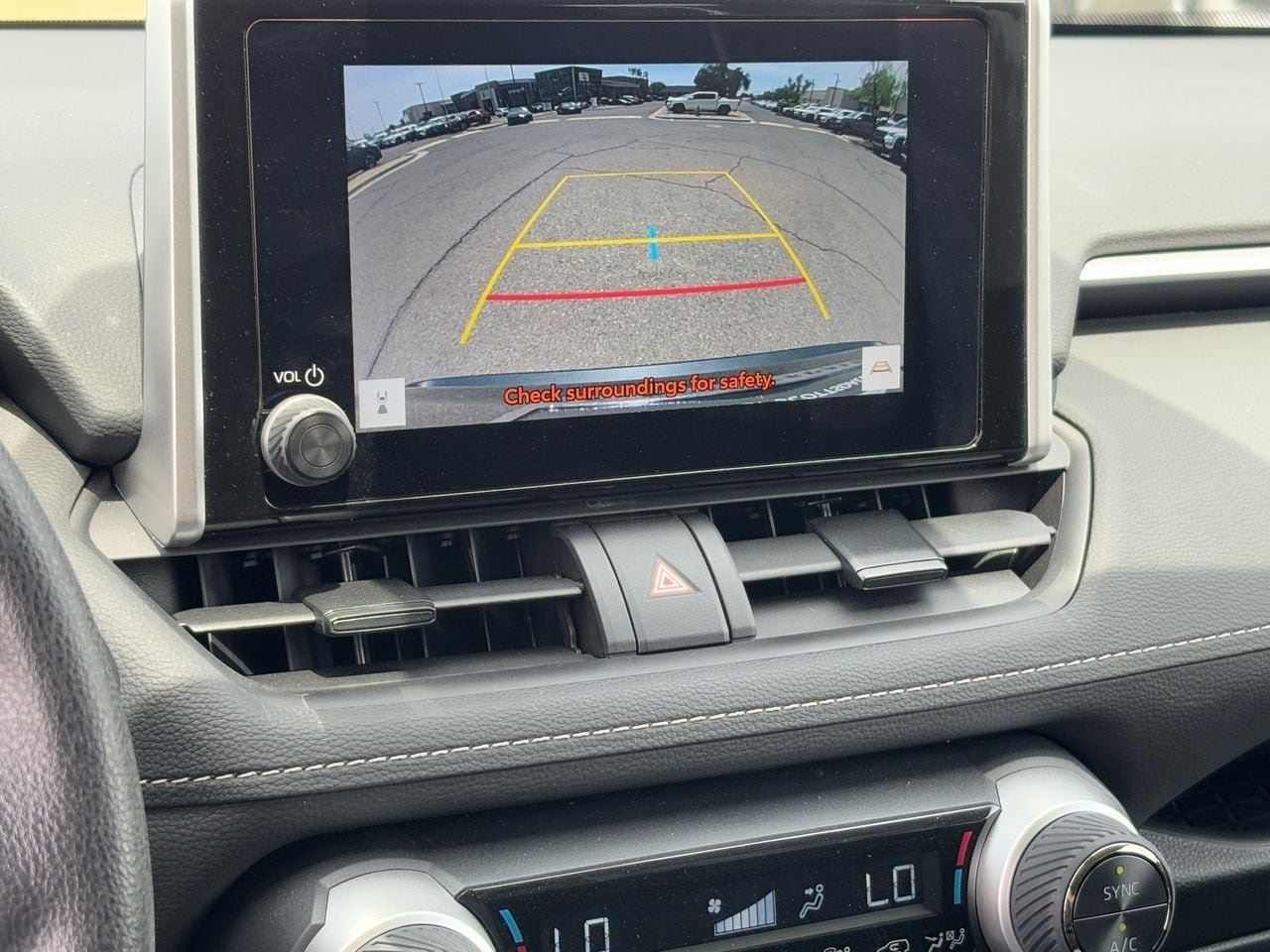 2025 Toyota RAV4 LE - Photo 25