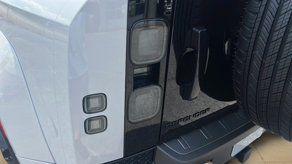 New 2026 Gray Land Rover  OCTA image 12