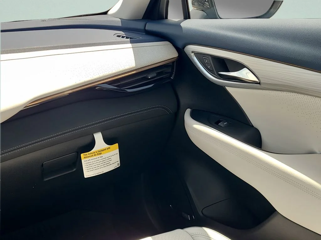 New 2026 Quartz Blue Metallic Buick Avenir image 13