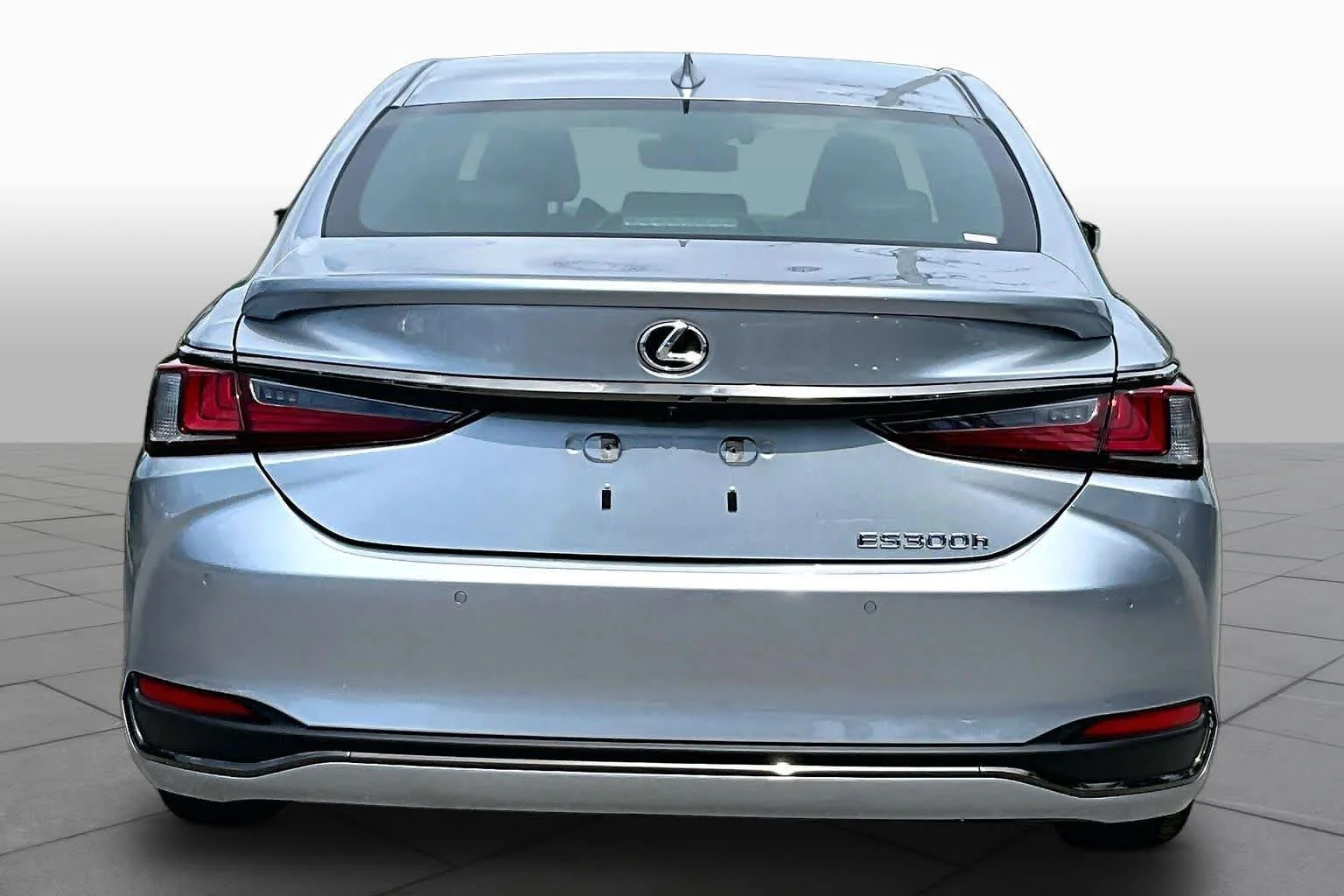Used 2023 Iridium Lexus F SPORT Handling image 5
