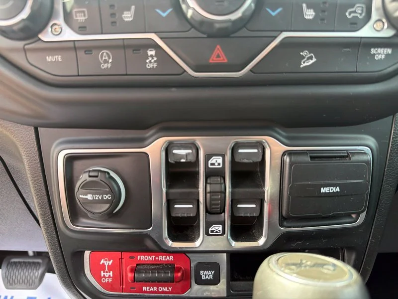 Used 2020 Blue Jeep Unlimited Rubicon image 35