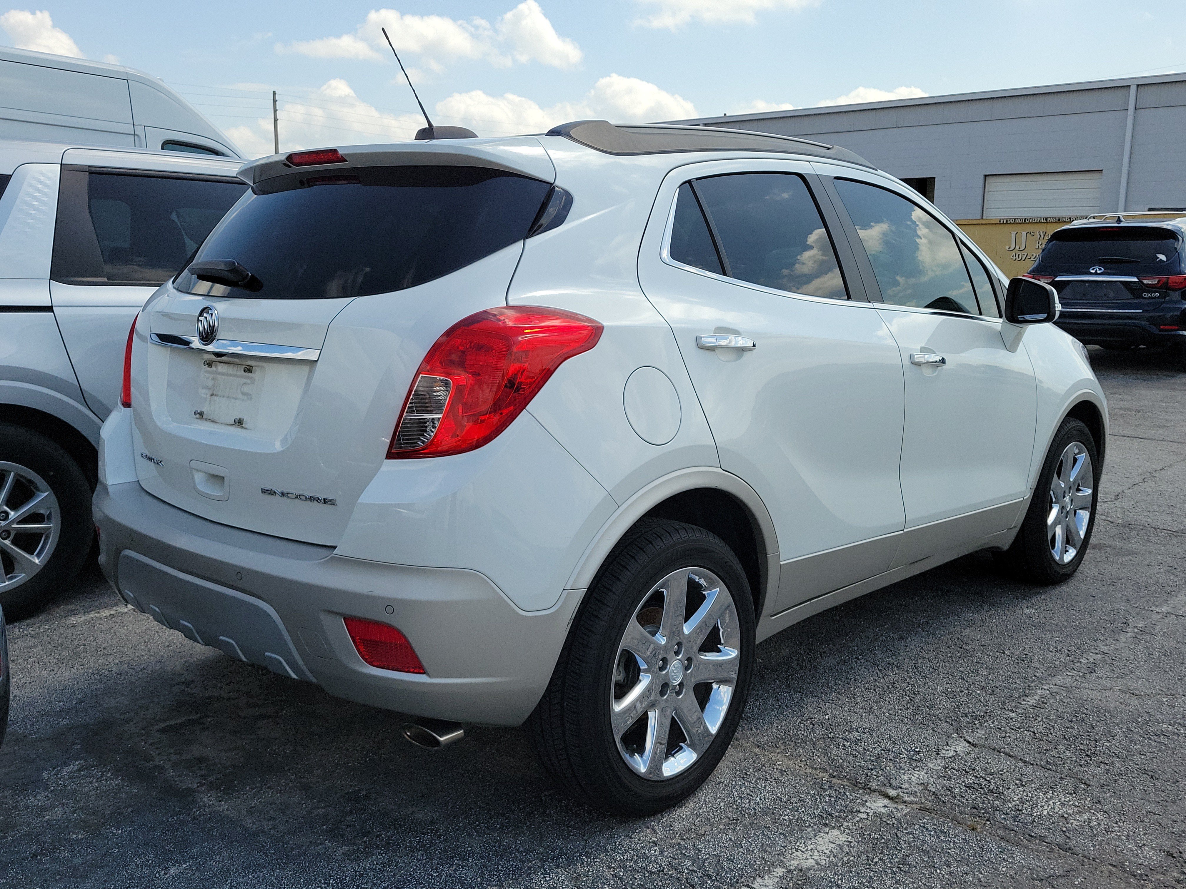 Used 2016 White Pearl Tricoat Buick Premium image 3