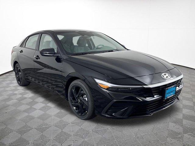New 2026 Black Hyundai SEL Sport image 4
