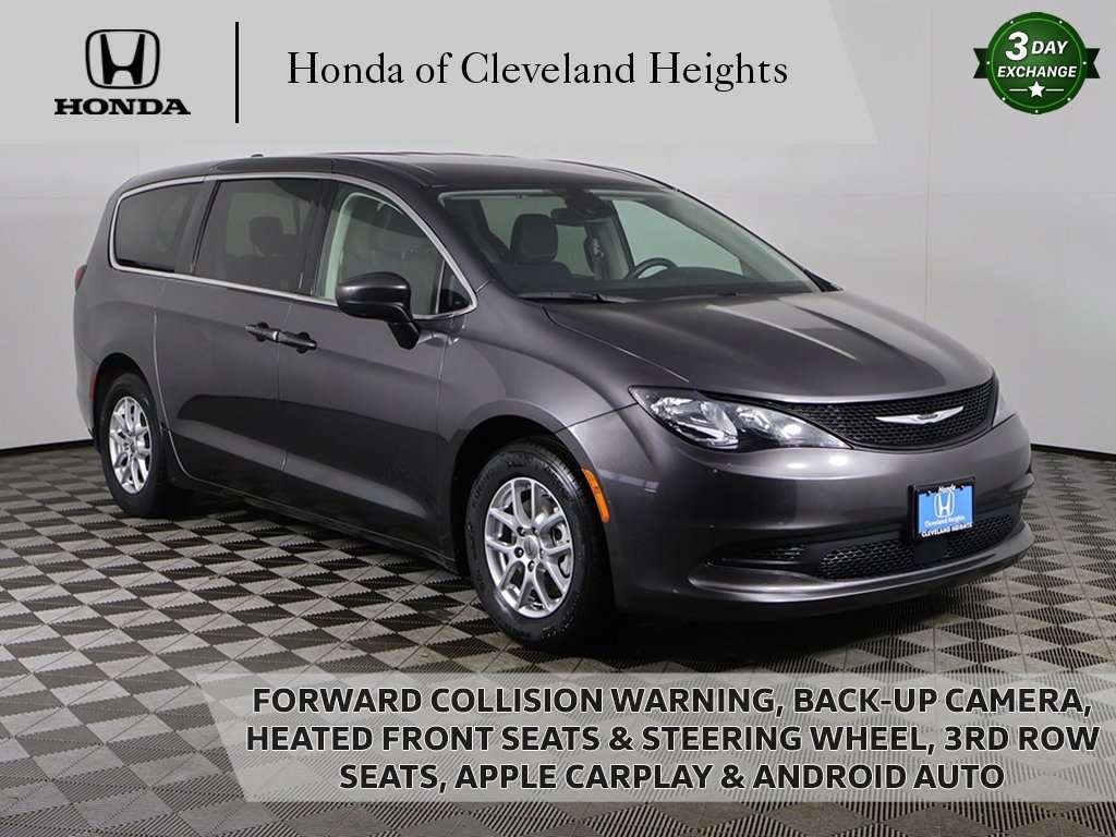 2023 Chrysler Voyager LX