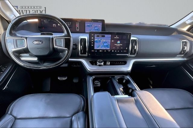 Used 2025 Agate Black Metallic Ford Platinum image 15