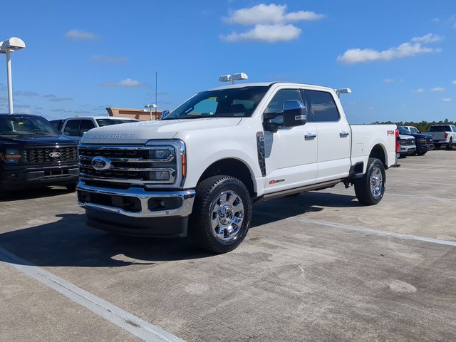 2026 Ford Super Duty F-350 SRW F-350® King Ranch®