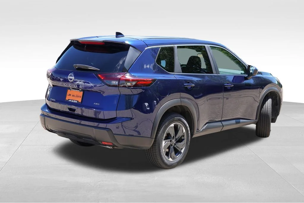 Certified Used 2025 Deep Ocean Blue Pearl Nissan SV image 5