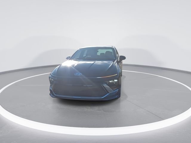 Certified Used 2024 Black Hyundai SEL image 3