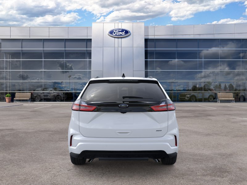 New 2023 Oxford White Ford SE image 5
