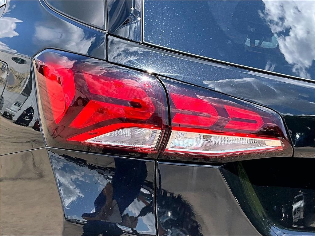 Used 2022 Black Chevrolet LT image 26