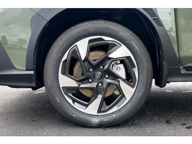 New 2026 ALPINE GREEN Subaru Limited image 15