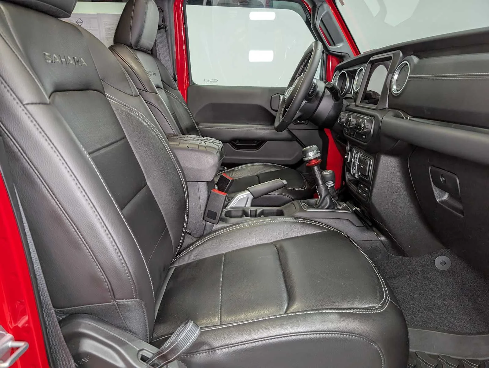 Used 2019 Firecracker Red Clearcoat Jeep Sahara image 48