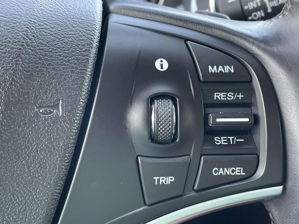 Used 2020 White Acura Standard image 26