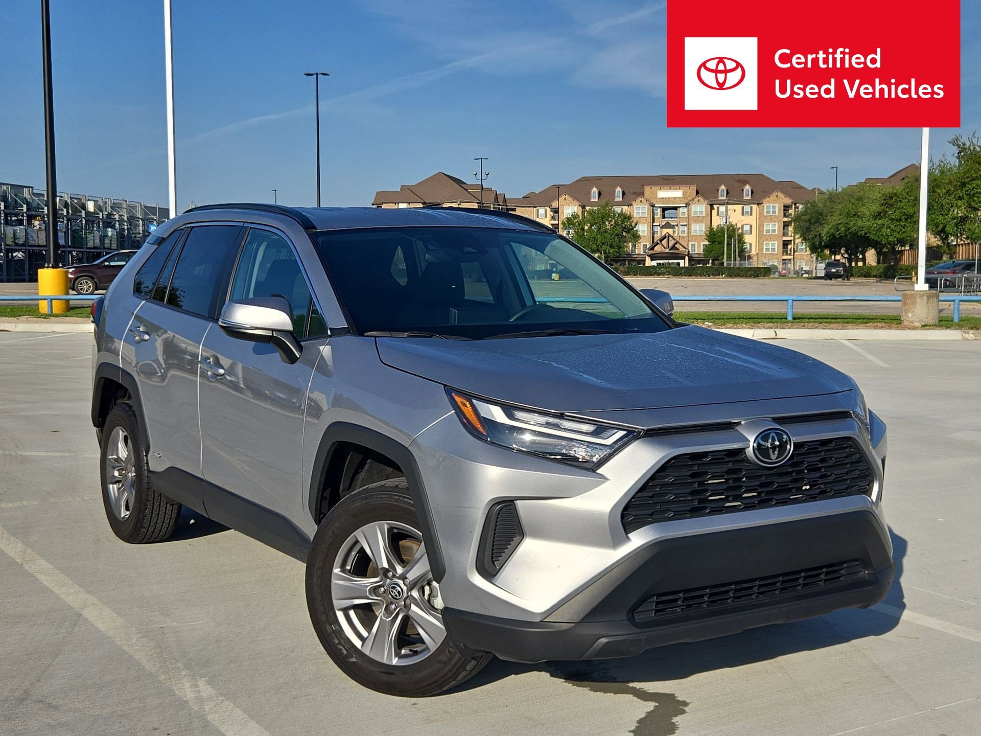 2025 Toyota RAV4 Hybrid XLE AWD's photo