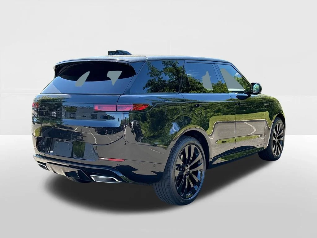 New 2026 Santorini Black LAND ROVER Dynamic SE image 4