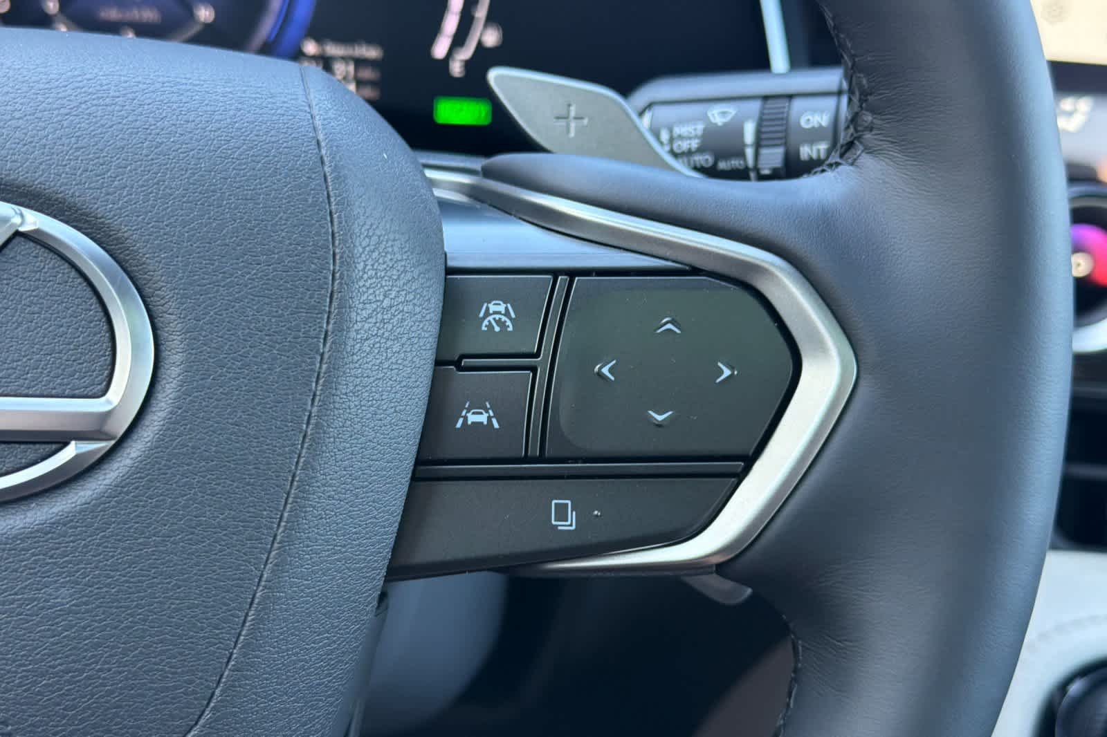 New 2026 Nori Green Pearl Lexus NX 450h+ LUXURY AWD image 28