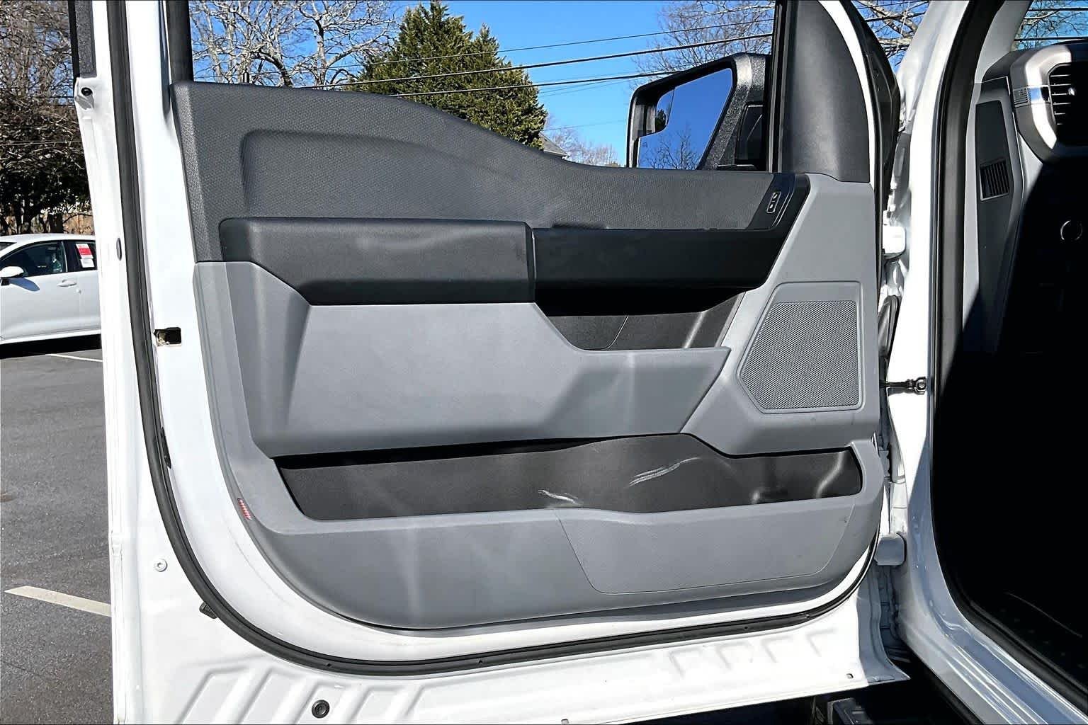 Used 2023 Oxford White Ford XL image 55