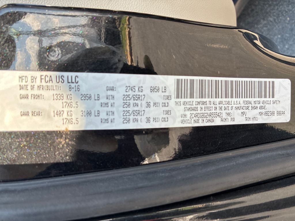 Used 2017 Black Dodge SE image 16