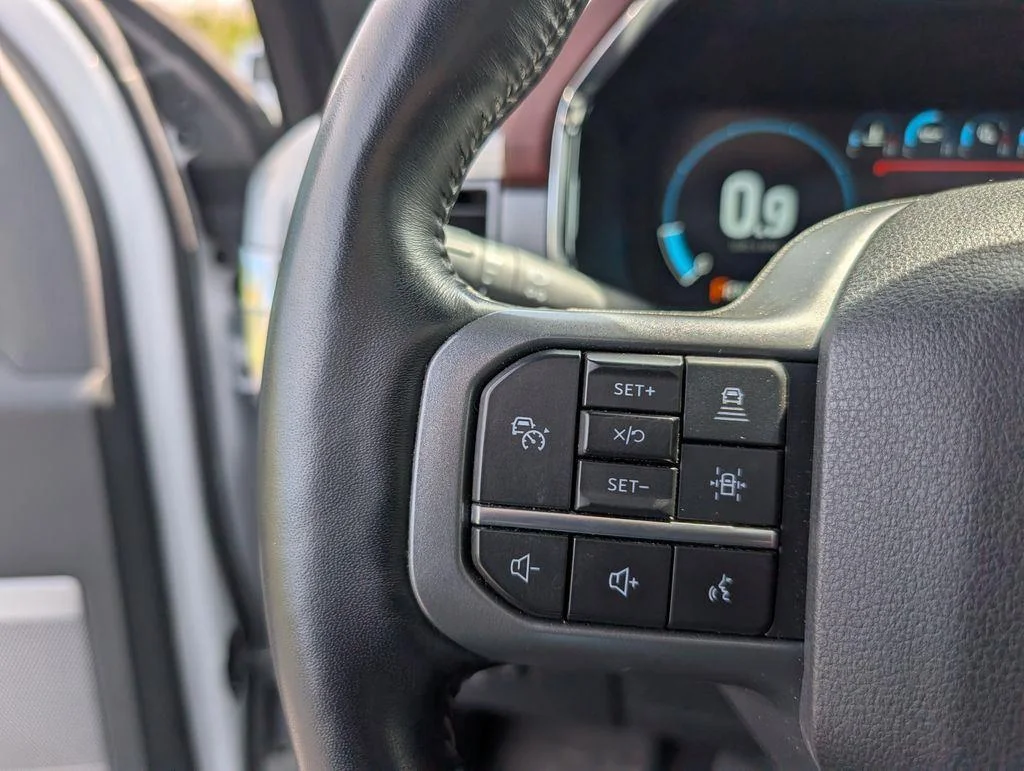 Used 2021 Oxford White Ford LARIAT image 13