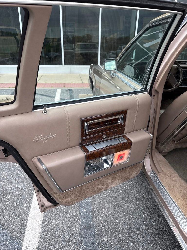 Used 1992 Brown Cadillac Base image 11