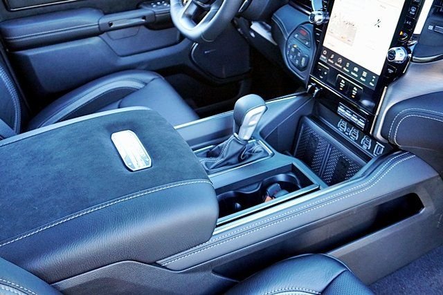 New 2026 Diamond Black Crystal Pearl-Coat Exterior Paint RAM RHO image 15