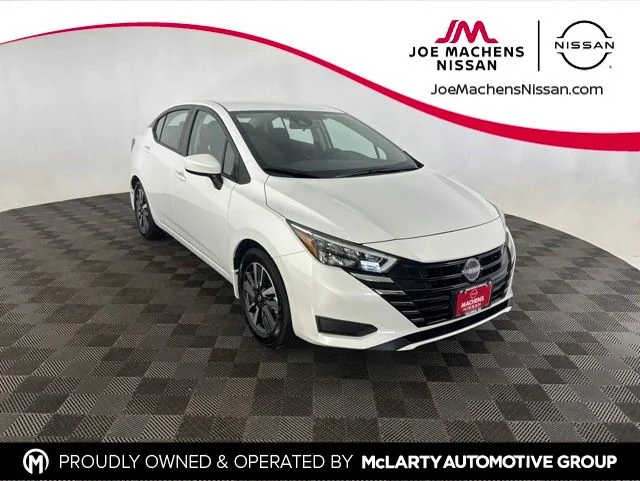 2025 Nissan Versa 1.6 SV CVT's photo