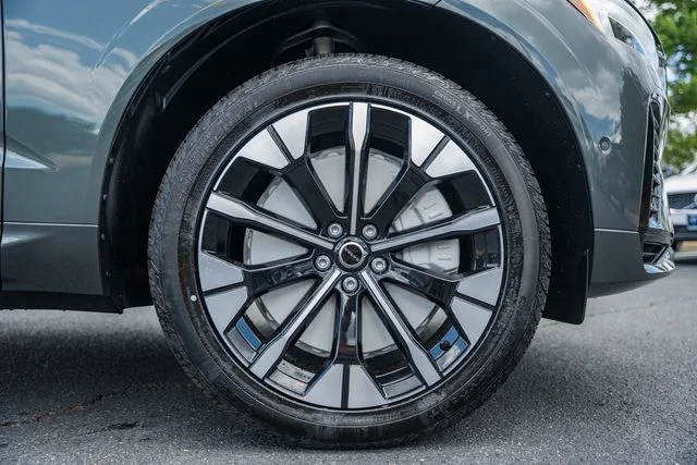 New 2026 Forest Lake Volvo T8 Plus image 18