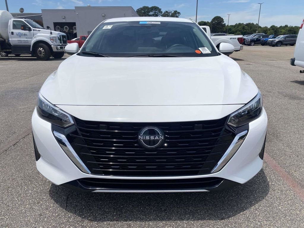 Used 2025 Cloud White Nissan SV image 2