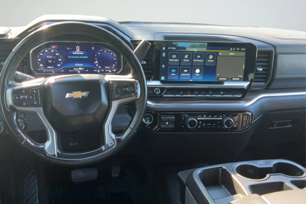 Used 2025 Gray Chevrolet LT image 13