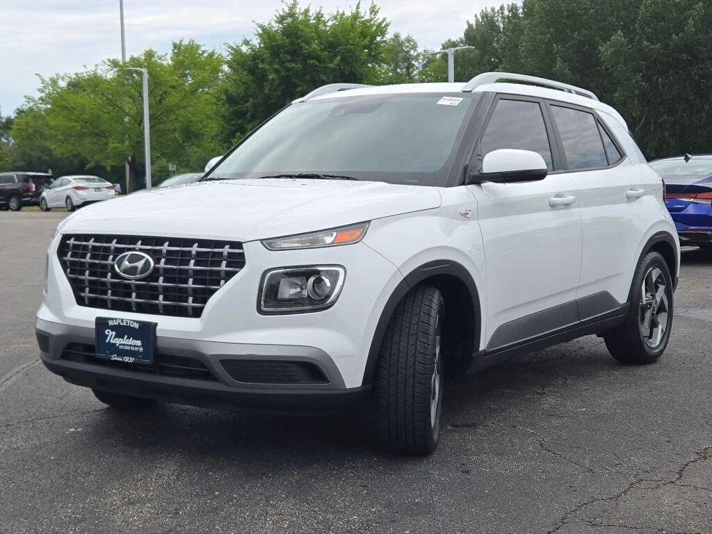 Used 2022 Ceramic White Hyundai SEL image 5