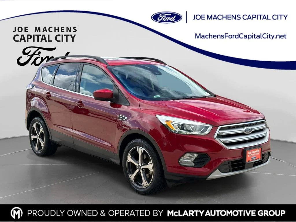 Used 2018 Red Ford SEL image 1