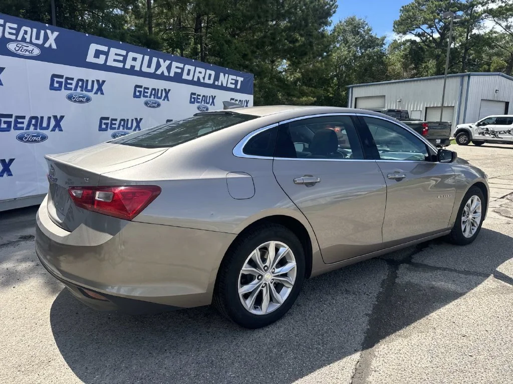 Used 2023 Gray Chevrolet LT image 14