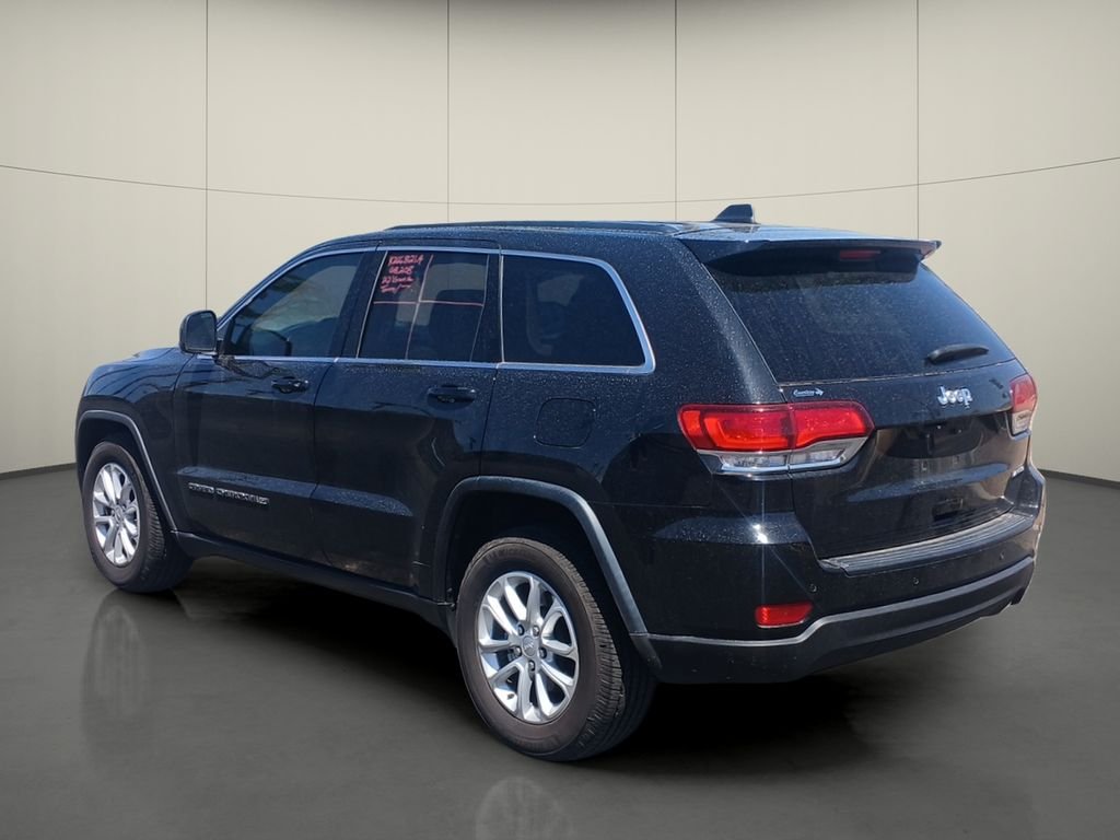 Used 2022 Black Jeep Laredo E image 5