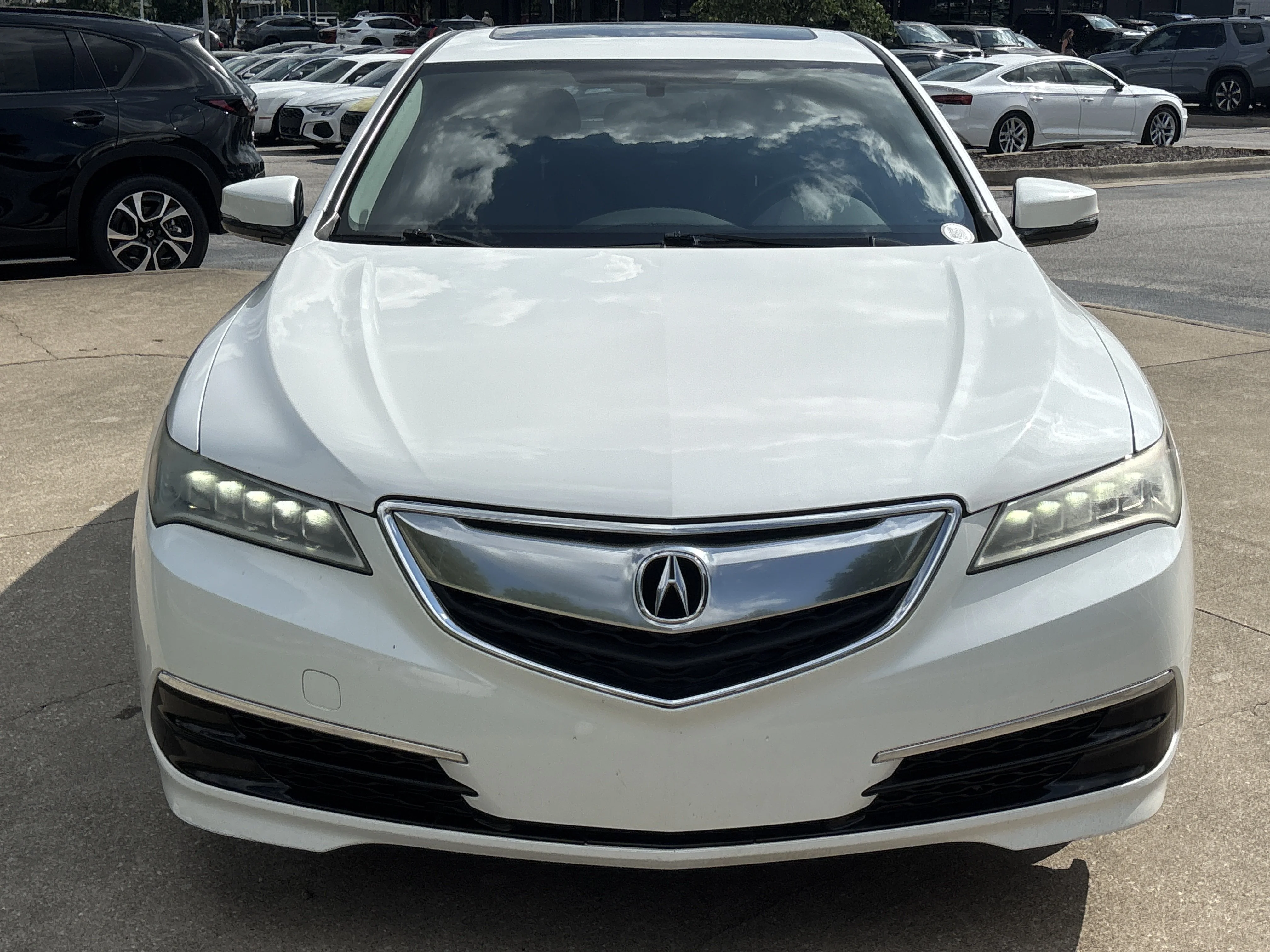 Used 2015 White Acura Base image 10