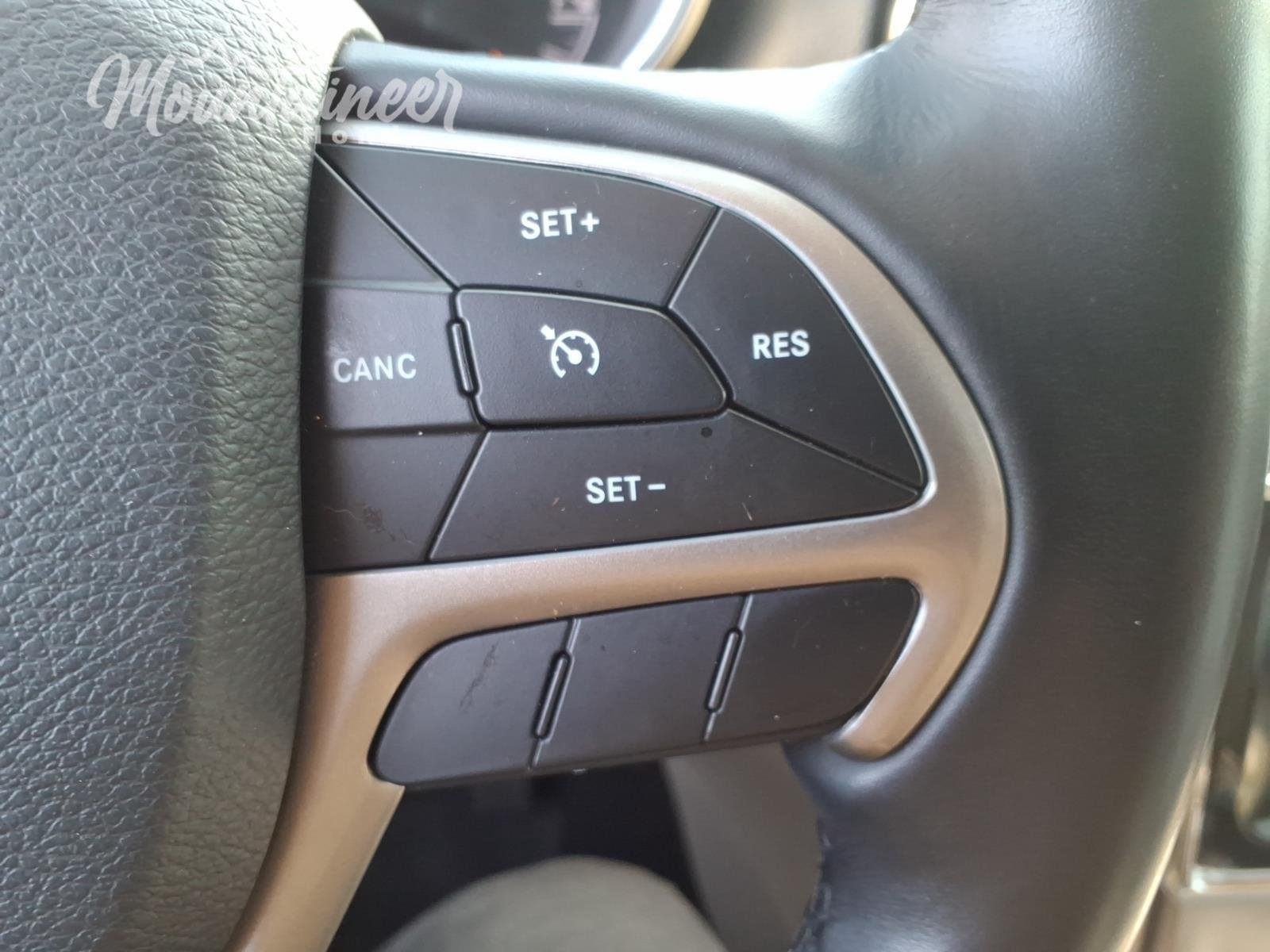 Used 2021 Slate Blue Pearlcoat Jeep Limited image 29