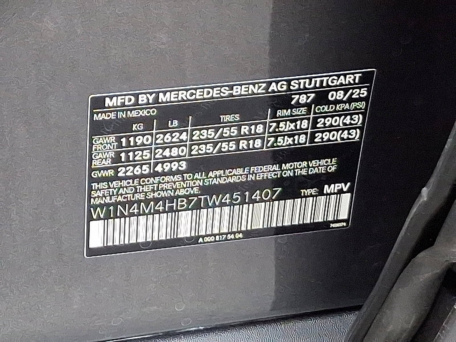 Certified Used 2026 Mountain Grey Metallic Mercedes-Benz GLB 250 image 14