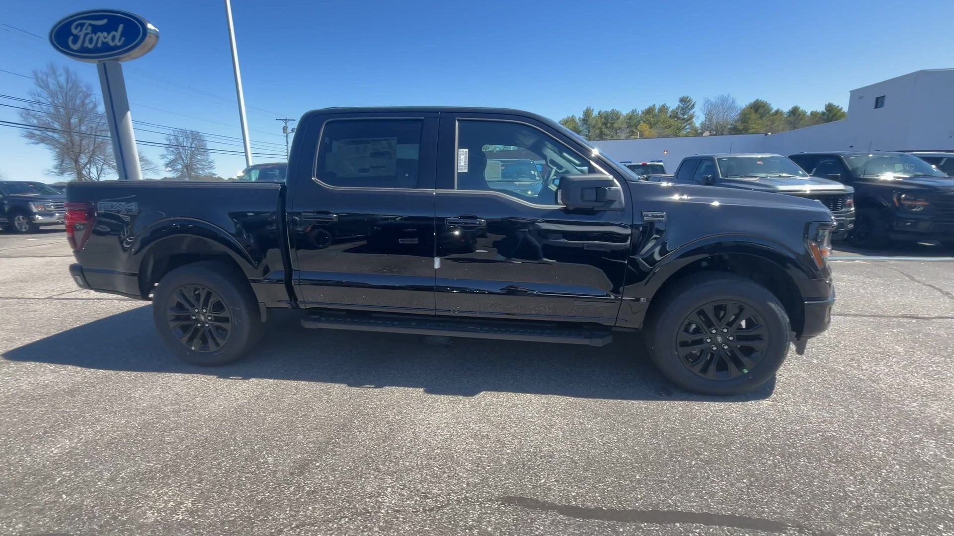 New 2026 Agate Black Metallic Ford XLT image 20