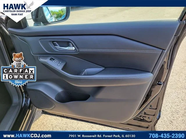 Used 2025 Black Nissan SL image 33