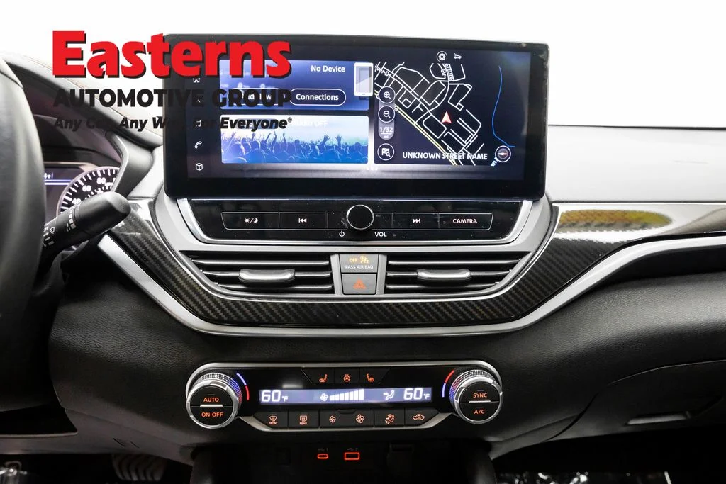 Used 2023 Gray Nissan 2.0 SR image 12
