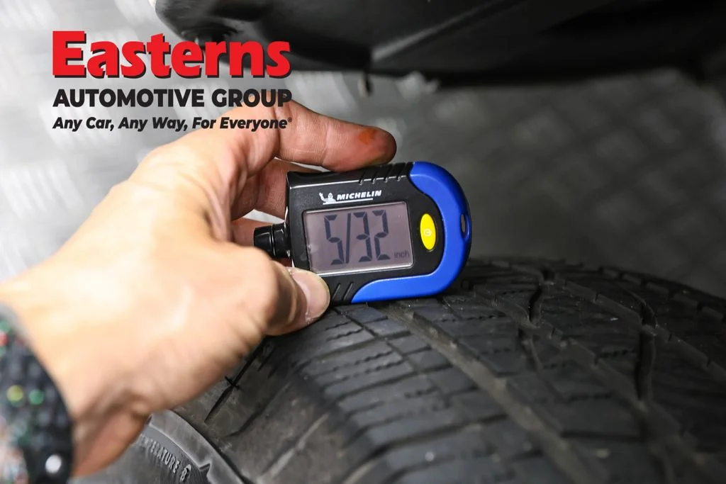 Used 2018 White Toyota SR image 27